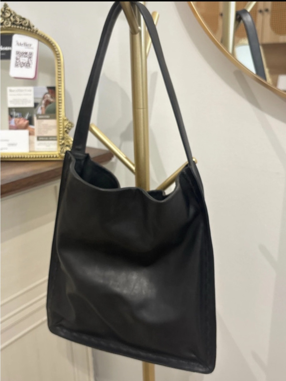 Classic Coach Black Leather Shoulder Bag